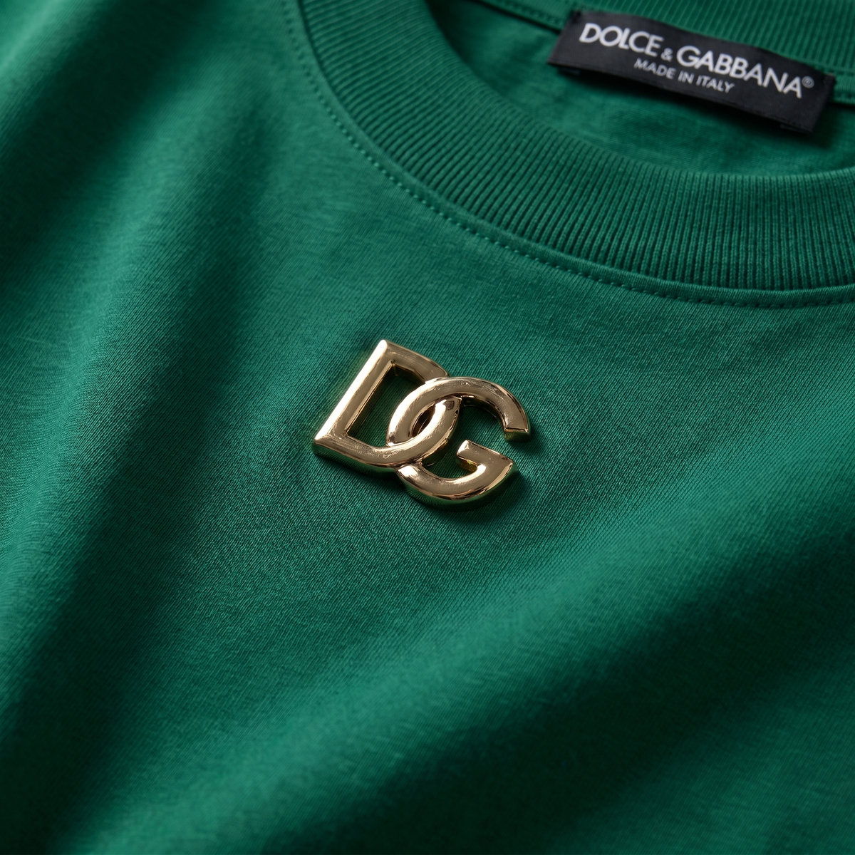 DOLCE & GABBANA METAL DG LOGO GREEN TEE